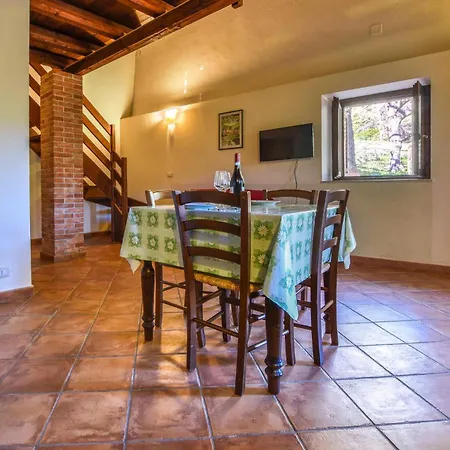 2 Bedroom Beautiful In Дом отдыха