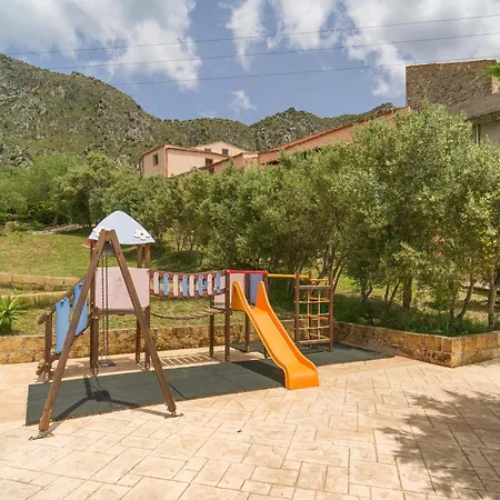 2 Bedroom Beautiful In *